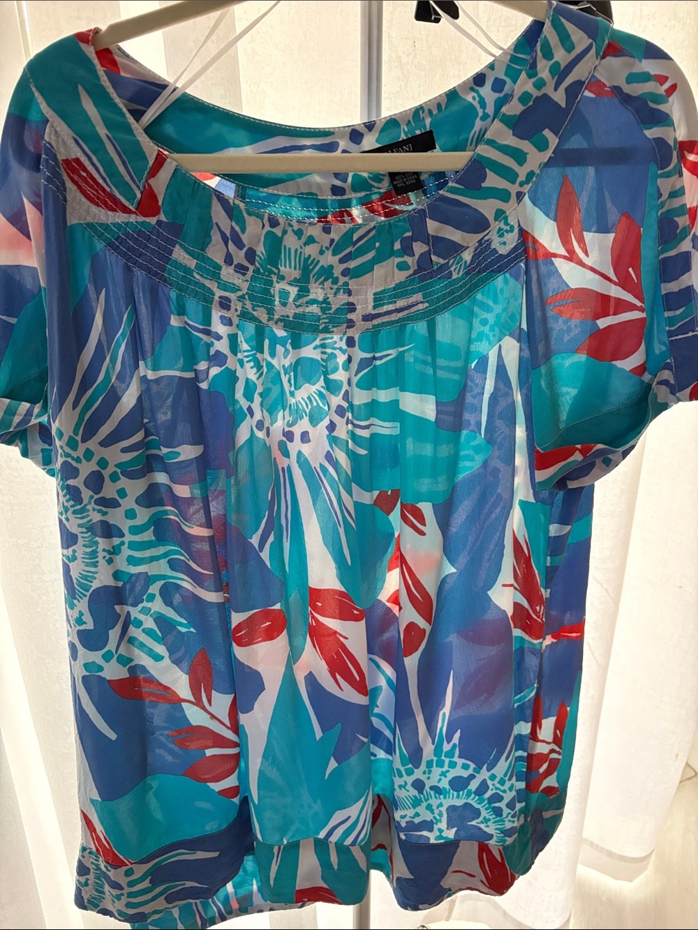 Alfani Teal, Blue & Red Silk Tropical Print Short Sleeve Blouse